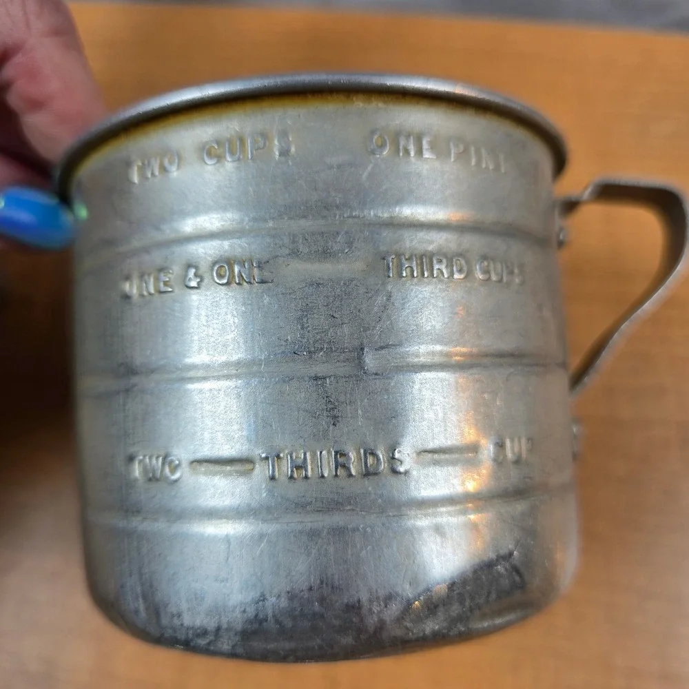 EKCO Aluminum Tab Handle Measuring Cups FARMHOUSE KITCHEN DECOR Vintage USA